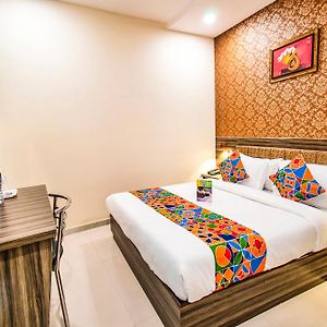 Fabexpress Orange Suites - Nr Mumbai International Airport